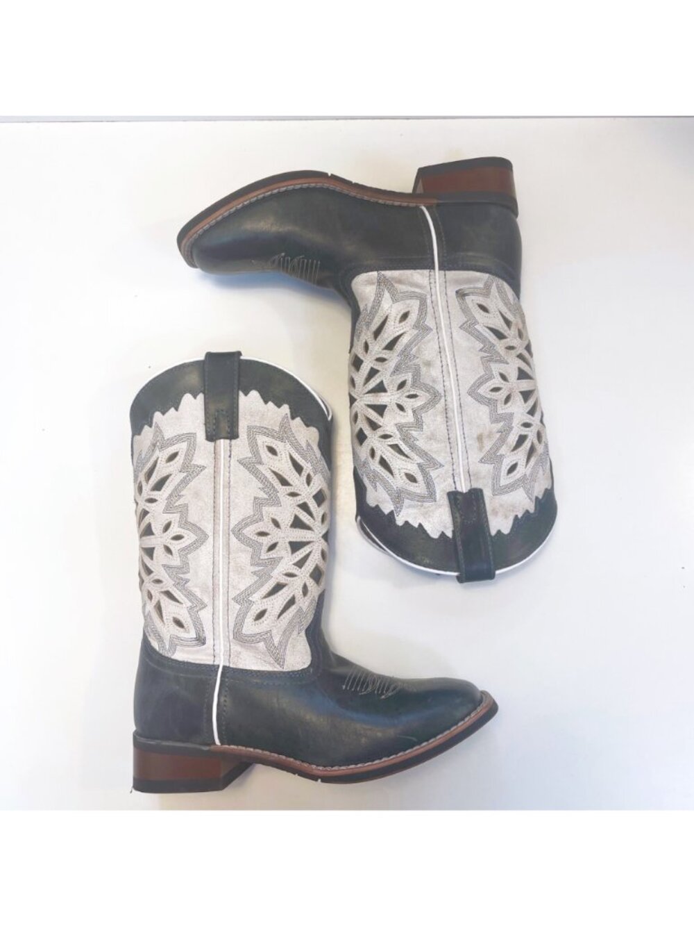 Laredo Women's Dolly Black Western Boots, Size 7 - Picture 2 of 7